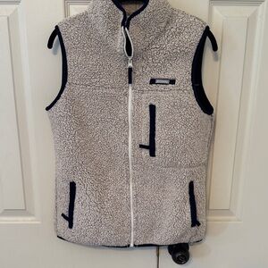 Columbia Women's Sherpa Vest - Cream and Navy